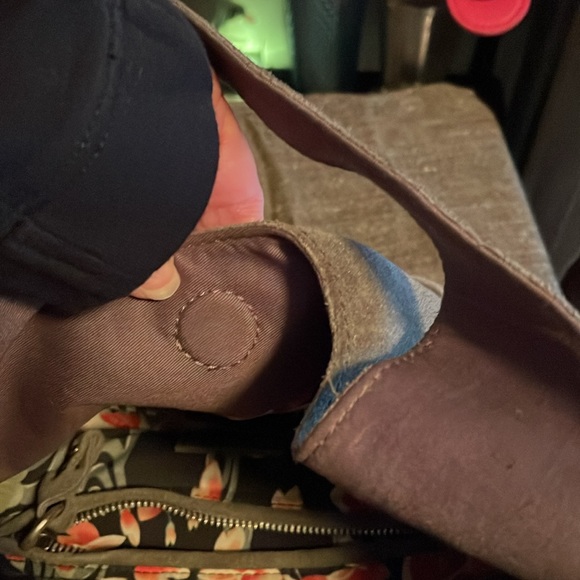 Lucky Brand suede leather satchel/tote, zipper and pocket interior compartments - Picture 8 of 12